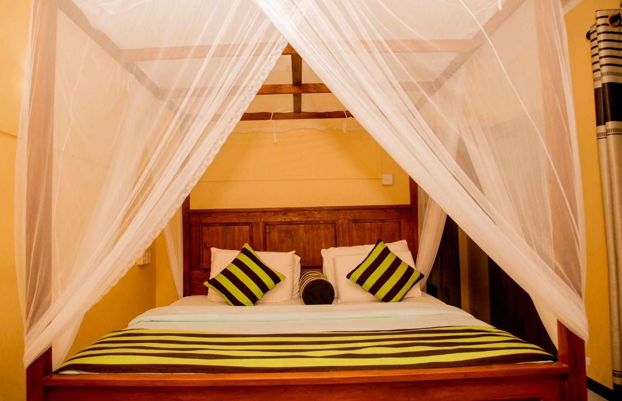 Cheeky Wild Villa Ella Luaran gambar