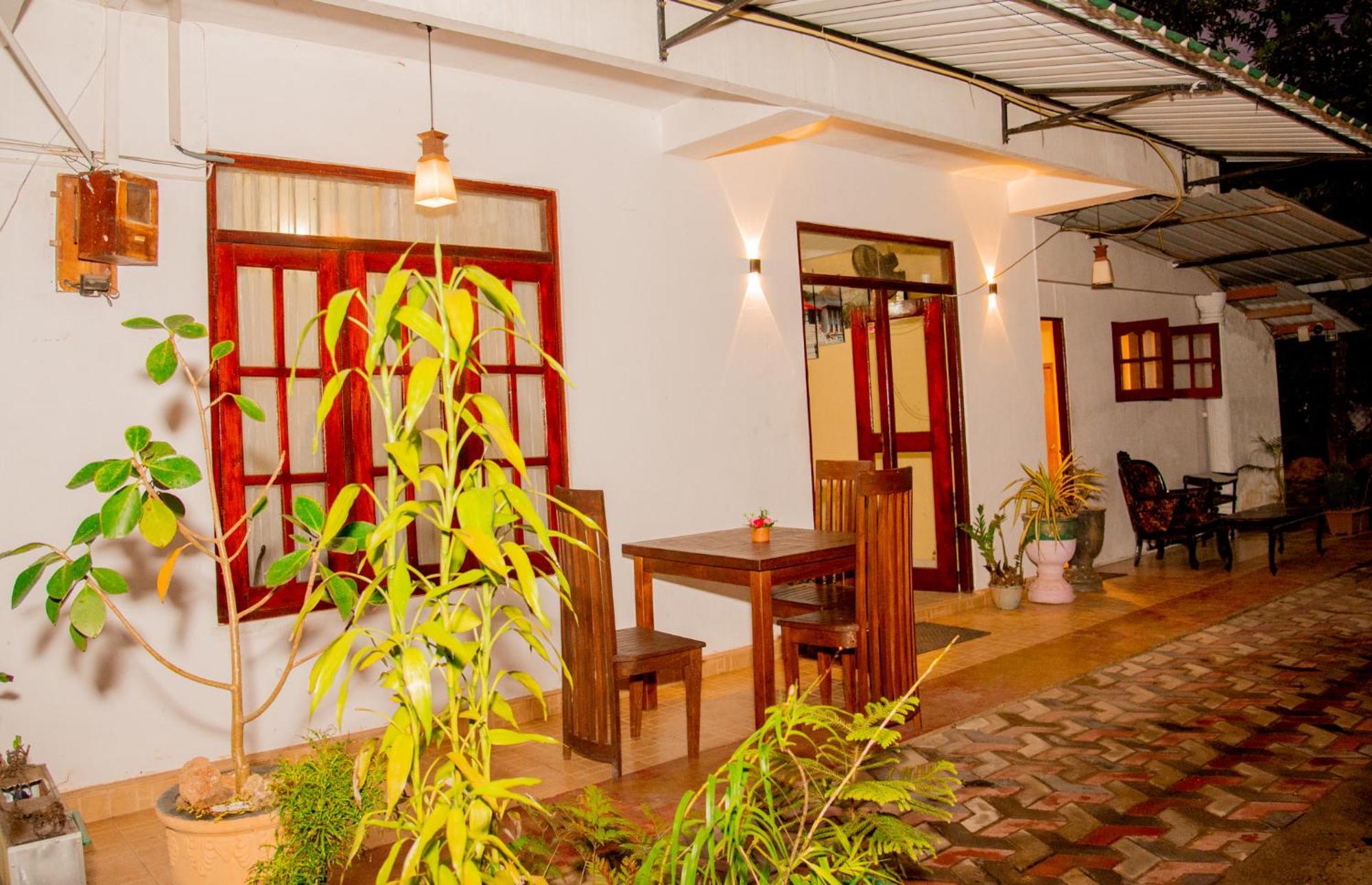 Cheeky Wild Villa Ella Luaran gambar
