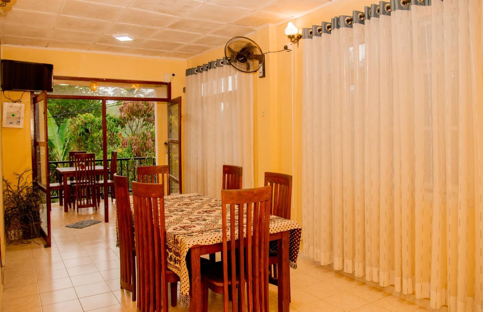 Cheeky Wild Villa Ella Luaran gambar