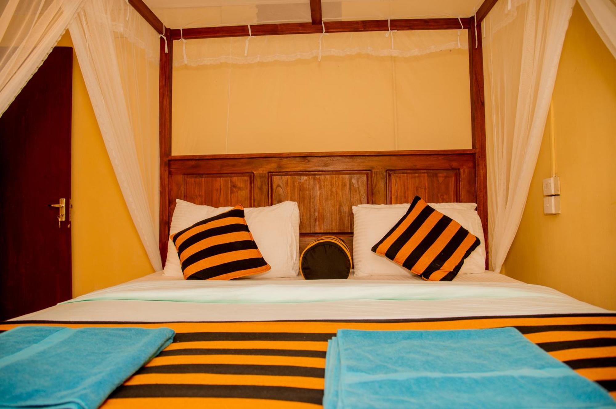 Cheeky Wild Villa Ella Luaran gambar